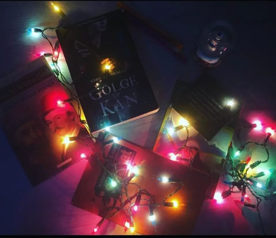 Renkli Kitap Evi