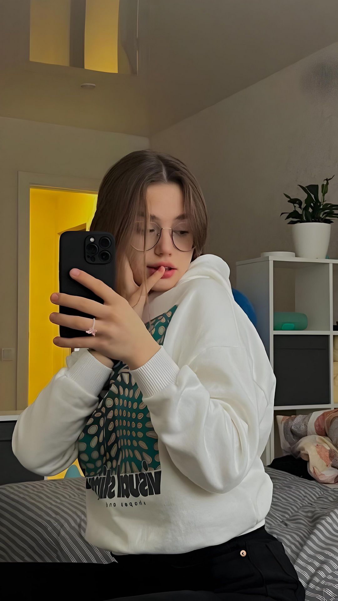 Ela Nur Ayna