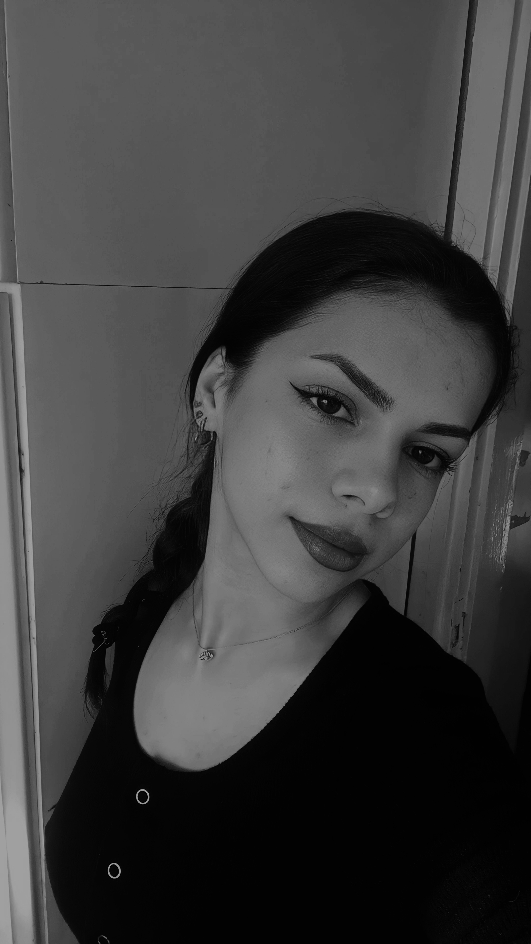 Zehra Demirhan