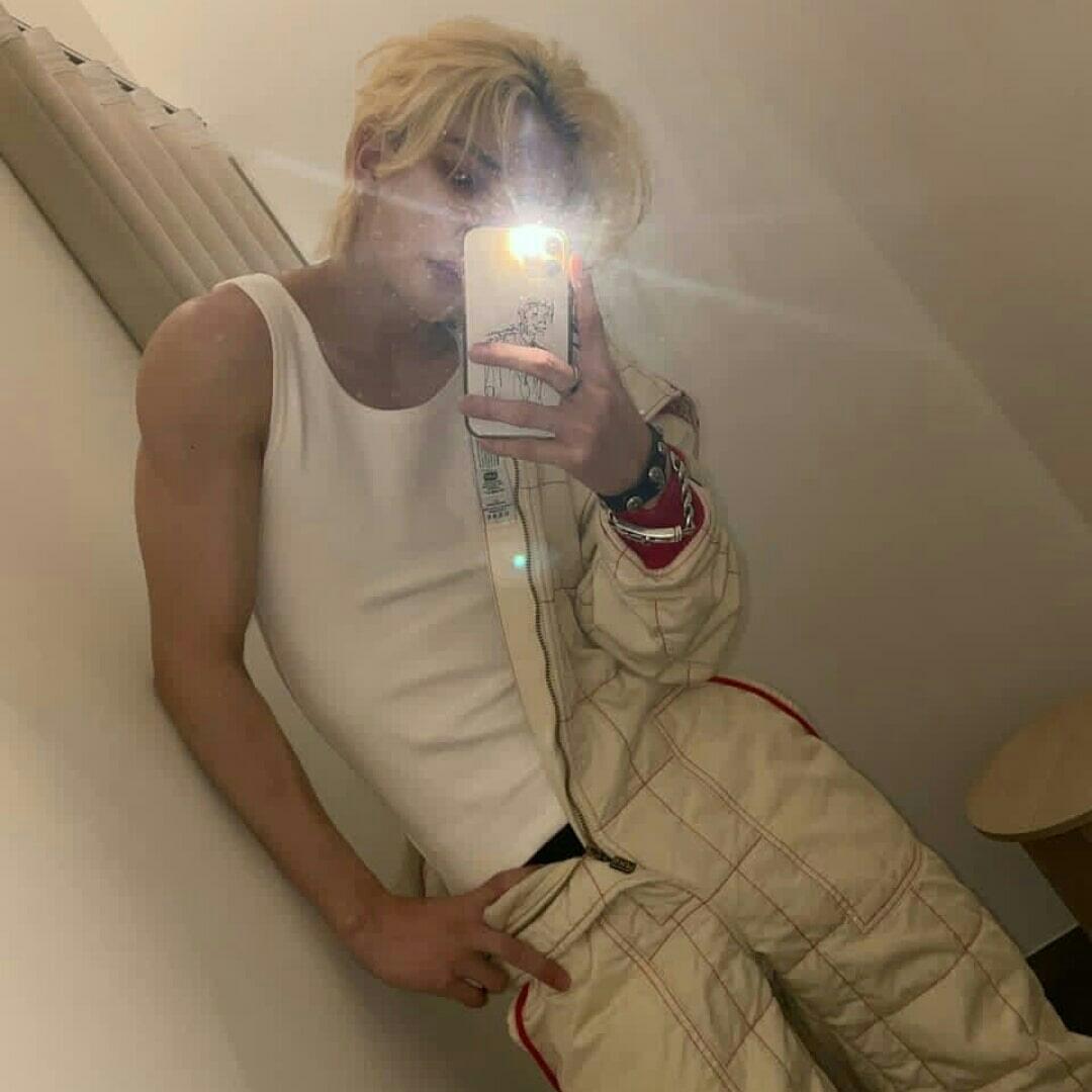 Hwang Hyunjin