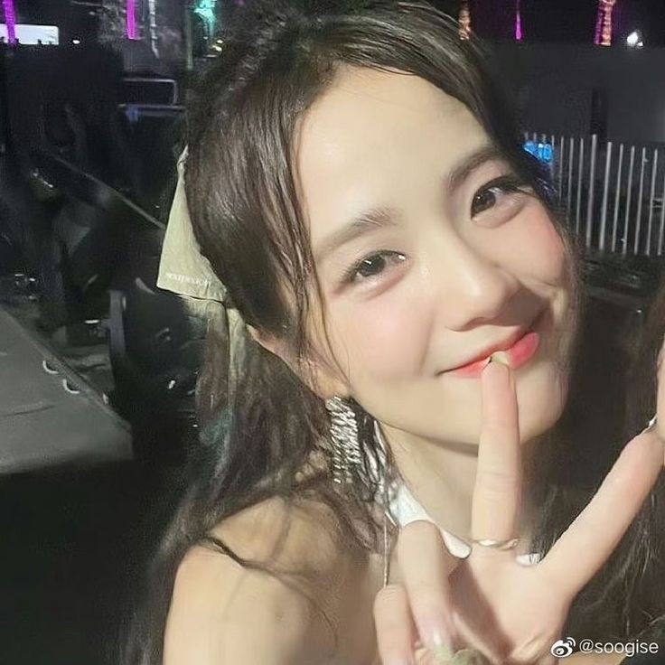 ★jisoo