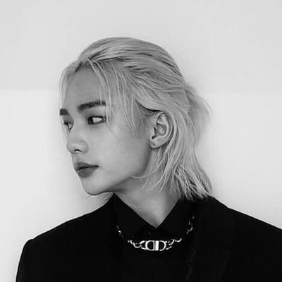 Hyunjin∆