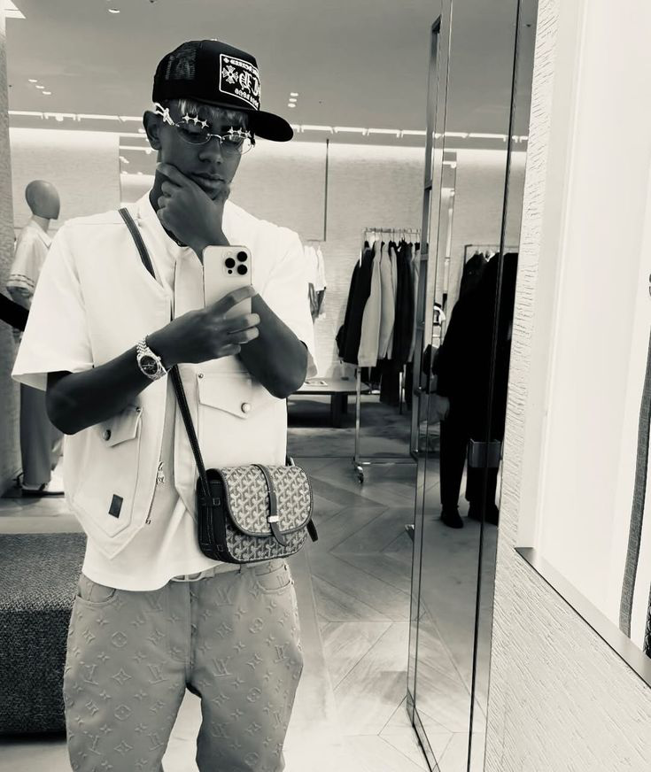 🦅