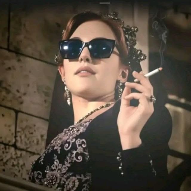 HASEKİ HÜRREM SULTAN 👑