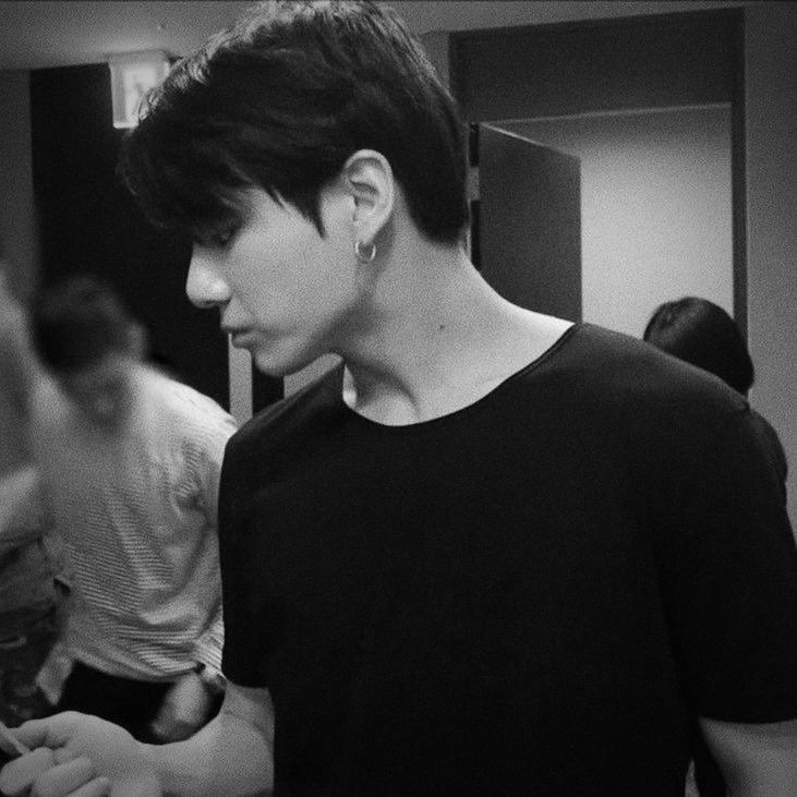 jungkook🖤