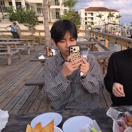 dansoz taehyung