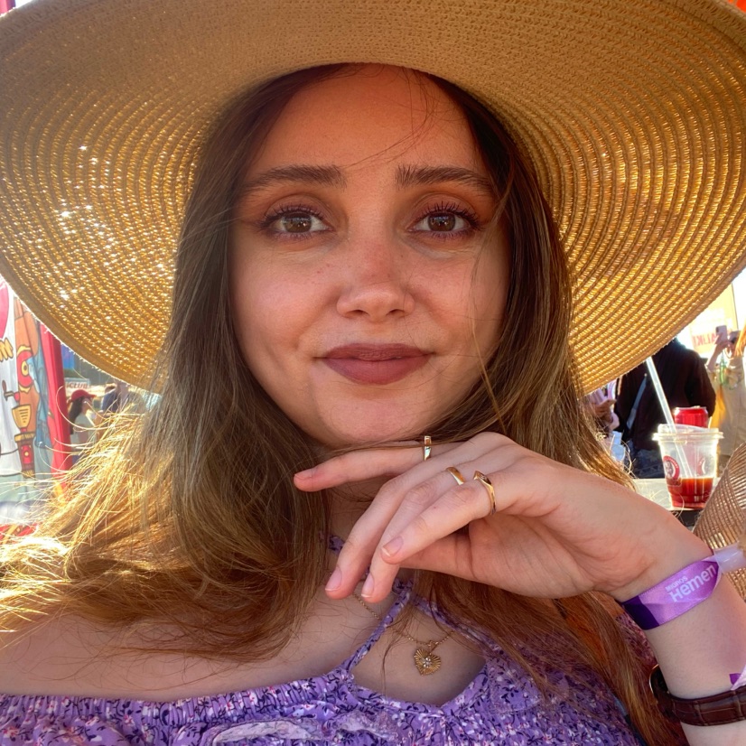 Ayşenur İlke Sandıklı